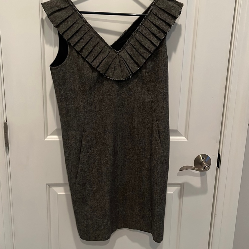 They ruffled top dress